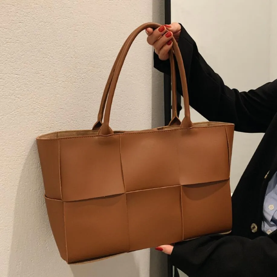 Large Weavy Tote High-quality PU Leather Handbag